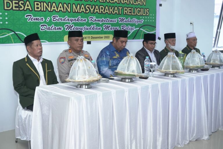 Pelatihan Mubaligat MUI Maros dihadiri Bupati Maros dan forkopimda