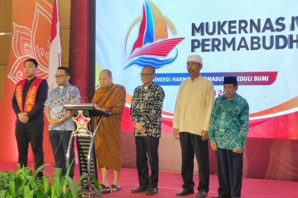 Prof Galib Dampingi Doa Bersama pada Pembukaan Mukernas Permabudhi